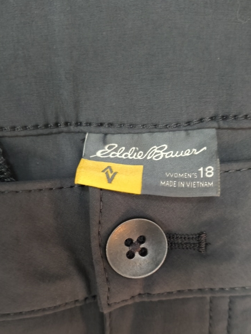 Eddie Bauer Womans 18 Dark Gray Horizon Trek Bermuda Hiking Travel Shorts - Picture 4 of 7